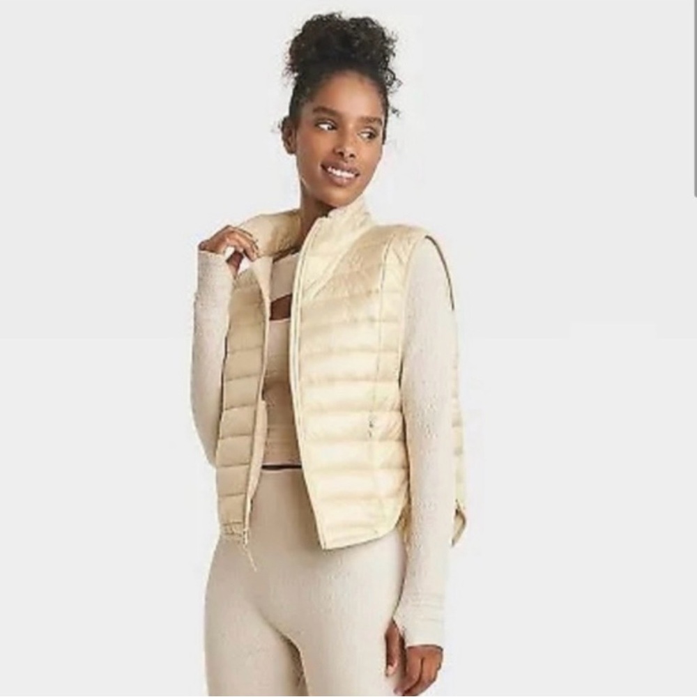 JoyLab Cream Quilted Puffer Vest